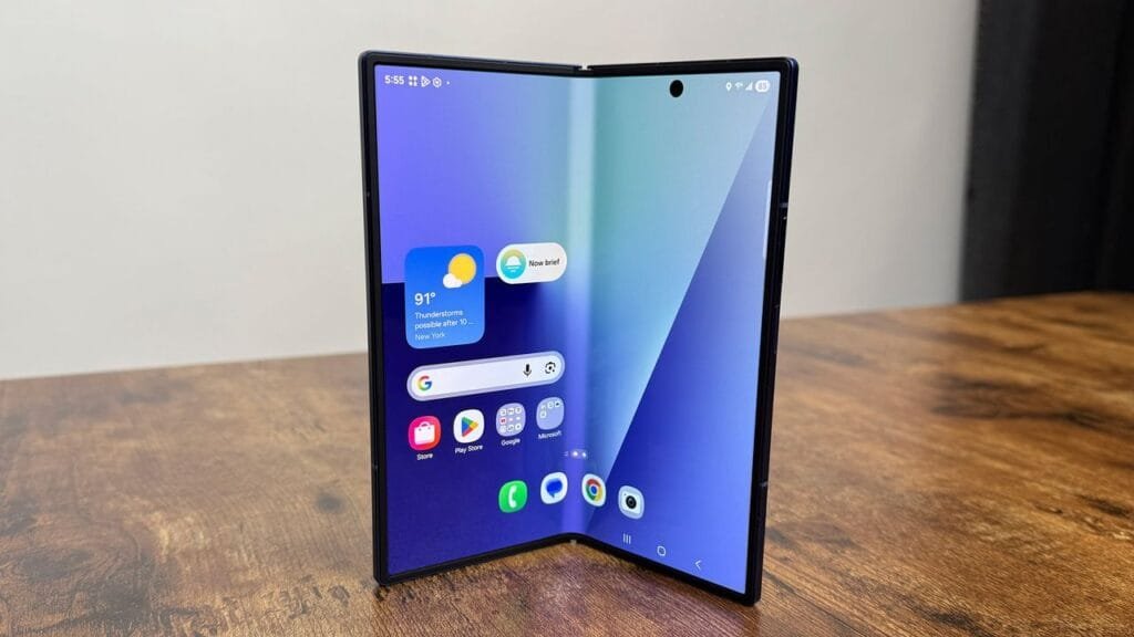I cover phone deals for a living – here’s why you should keep an eye on the Galaxy Z Fold 7 this Black Friday