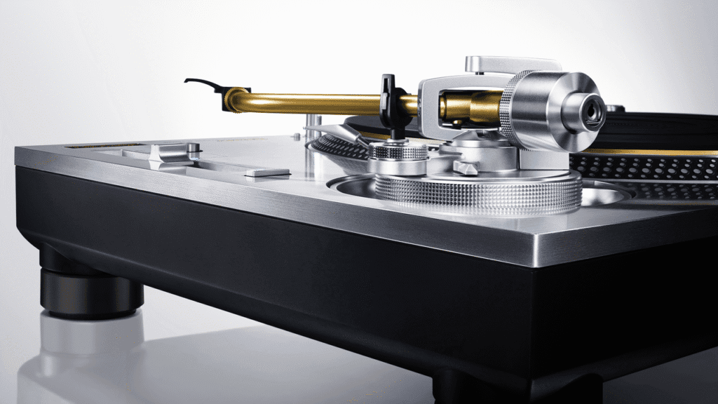 Technics’ legendary SL-1200 turntable gets two limited ‘Master Edition’ versions – and they’re actually the last track for a famous model