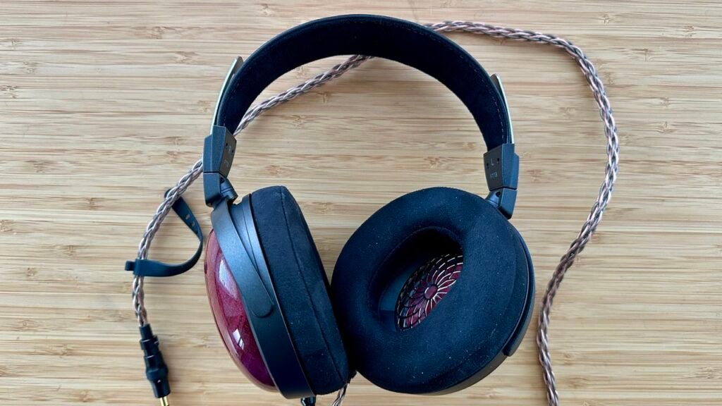 FiiO’s wired FT13 over-ear headphones offer unique design and an organized sound, they just lack a bit of bite